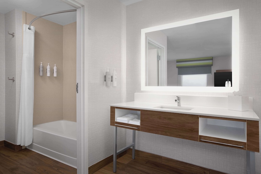 Hampton Inn Yorkville - photo 24