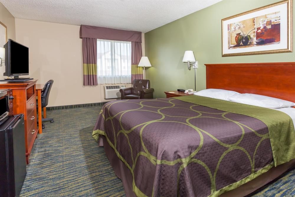 Super 8 by Wyndham Panama City - photo 12