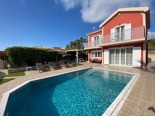 Villa Elizabeth — 4-Star Luxury Hotel in Skala, Greece