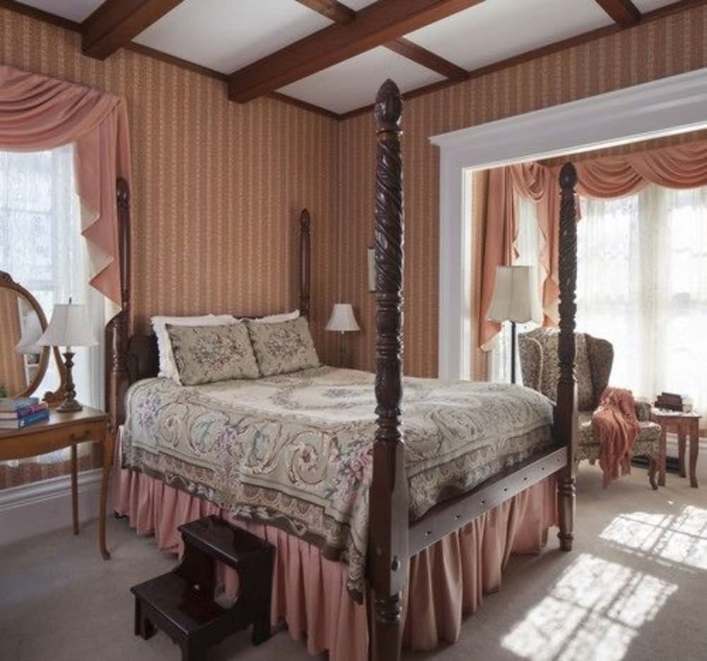 Isaiah Jones Homestead Bed & Breakfast - photo 21