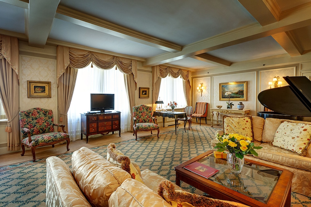 Hotel Elysee by Library Hotel Collection - photo 29