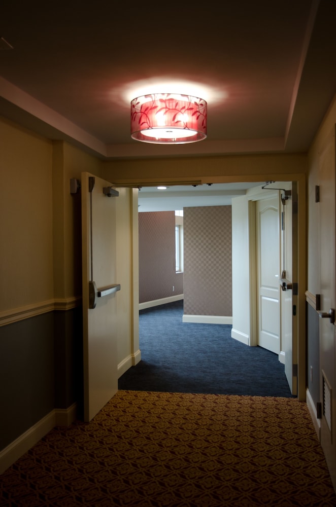 AAshram Hotel by Niagara River - photo 23