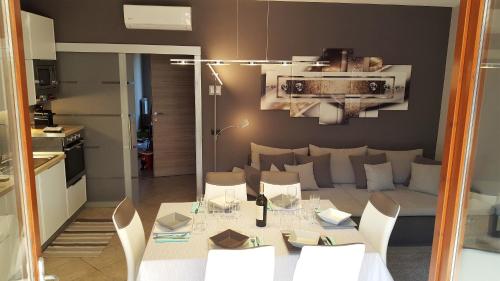 Corte Magenta — 4-Star Luxury Hotel in Moniga Del Garda, Italy