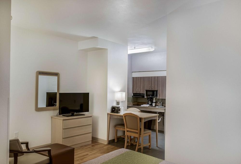 Quality Inn Fishers Indianapolis - photo 19