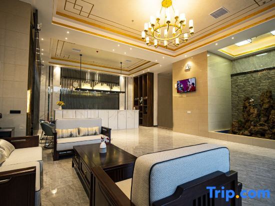 Zhumadian Ruihai Business Hotel — hotel in Zhumadian