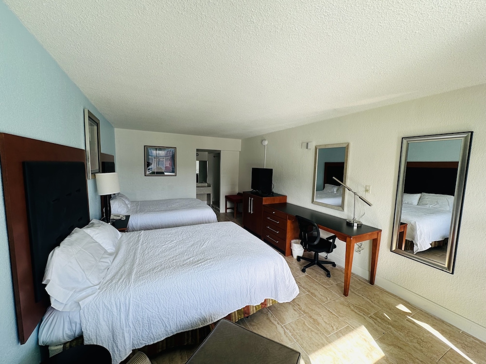 Boca Inn - photo 10