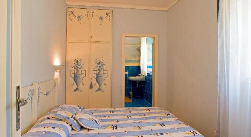 Villa Angelica — 4-Star Luxury Hotel in Riva Del Garda, Italy