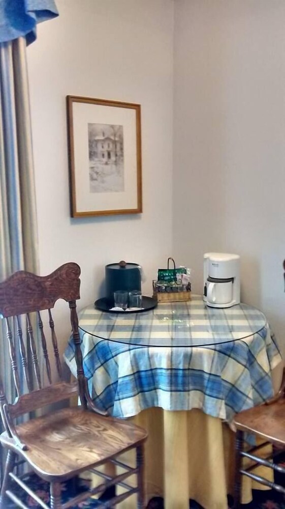 Hill House Inn - photo 14