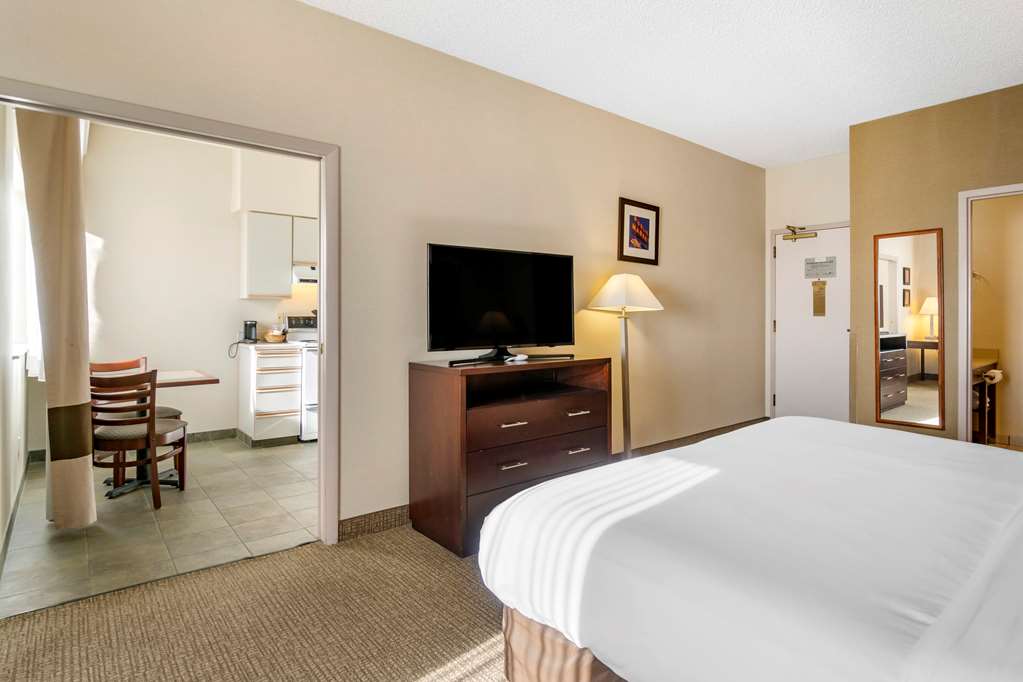 Comfort Inn & Suites Seattle North - photo 28