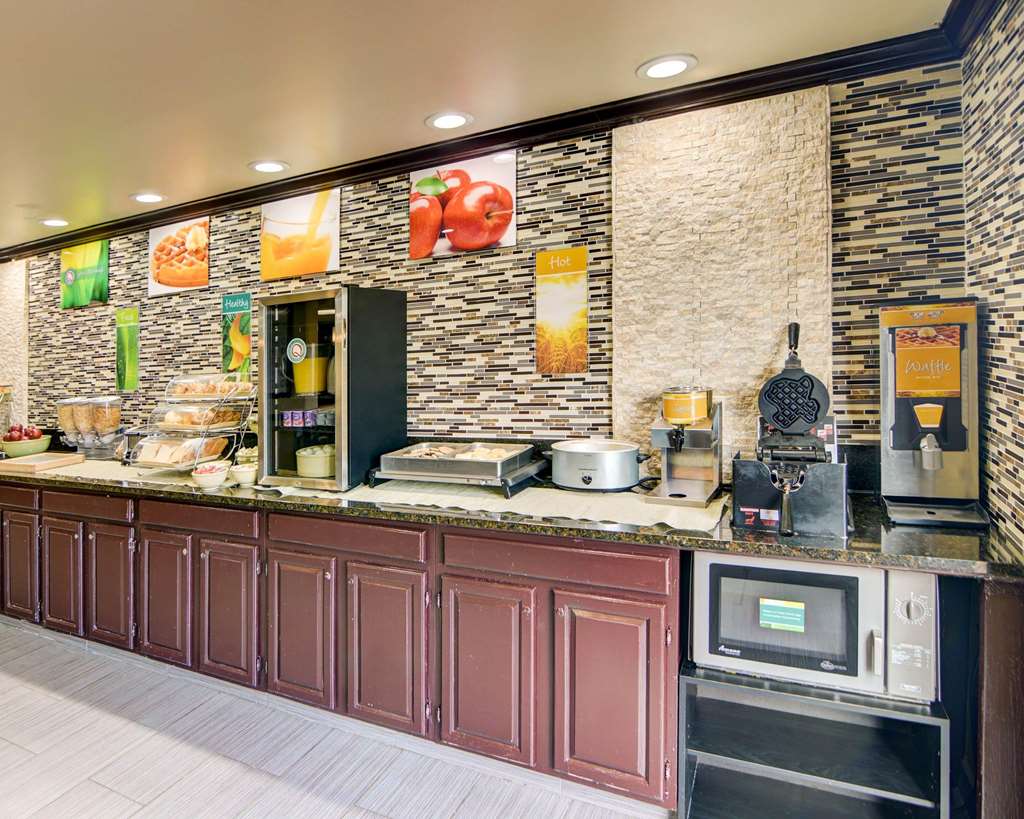 Quality Inn DFW Airport North - photo 33
