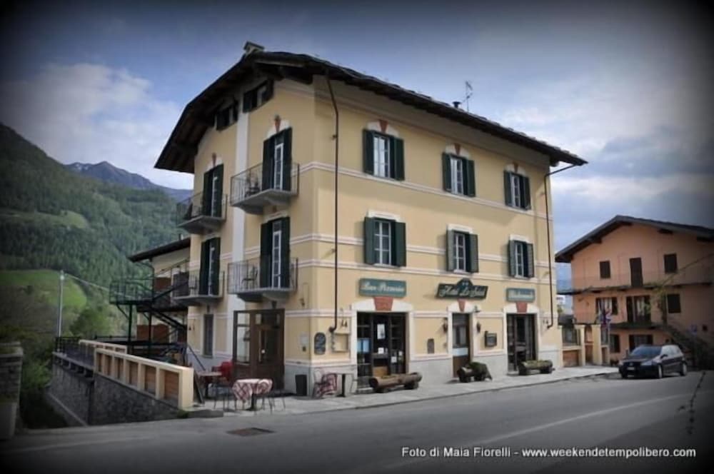Hotel Le Soleil - last minute hotel in Emarese
