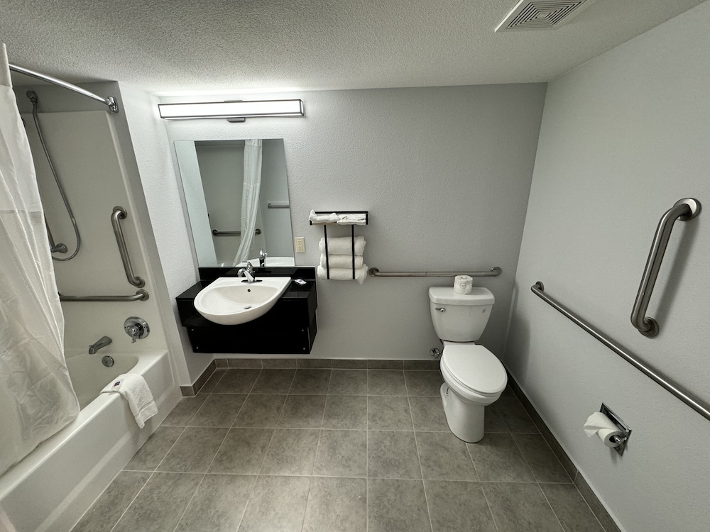 Motel 6 East Syracuse NY Airport - photo 28