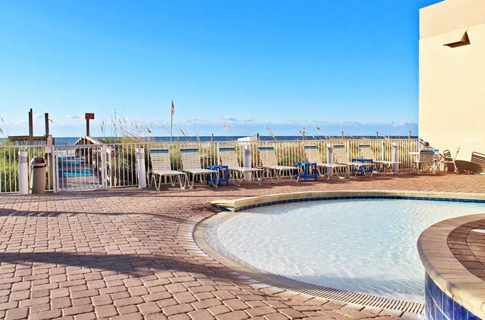 Crystal Shores West 1102 - photo 27
