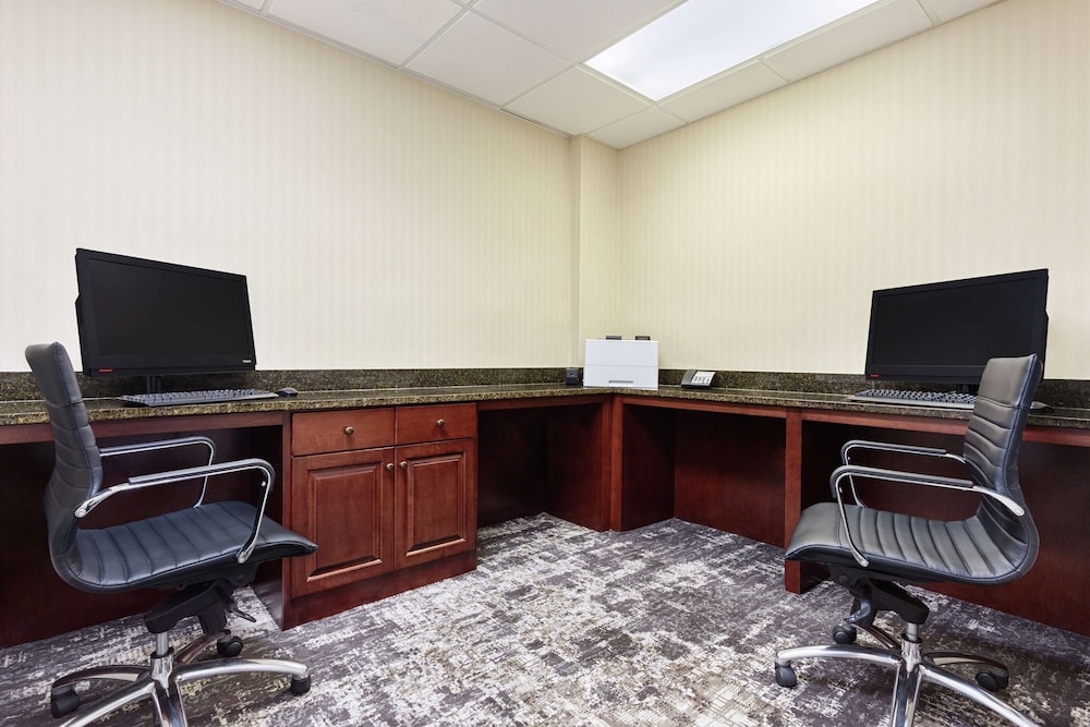 Hampton Inn Amelia Island at Fernandina Beach - photo 32