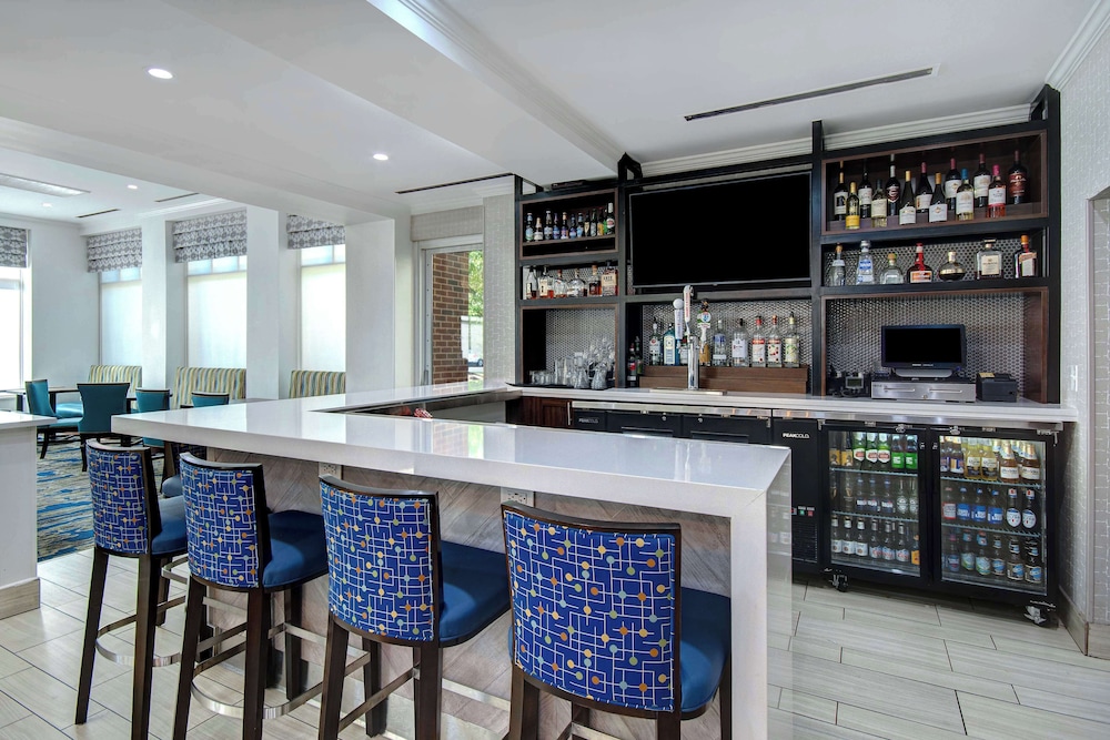 Hilton Garden Inn Detroit Metro Airport - photo 39