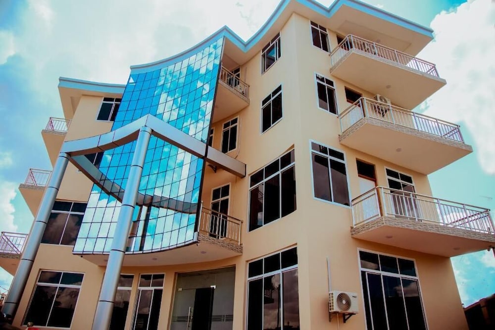 Parklane Hotel — hotel in Dodoma