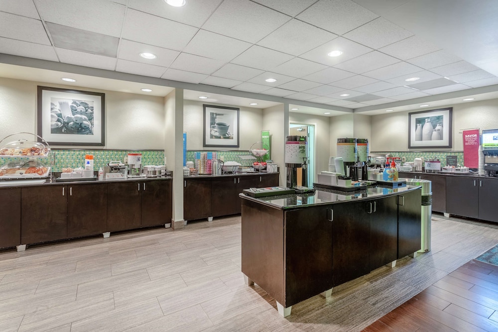 Hampton Inn Richmond South - photo 18