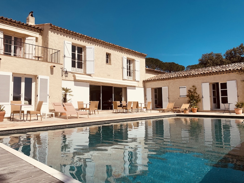 Hôtel La Boulangerie in Grimaud, France