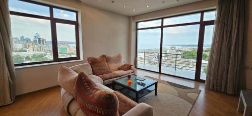 Apartment with sea view — 4-Star Luxury Hotel in Baku, Azerbaijan