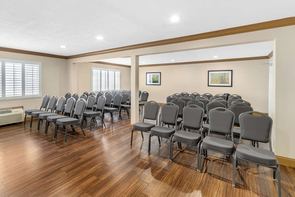 Best Western Oxnard Inn - photo 50