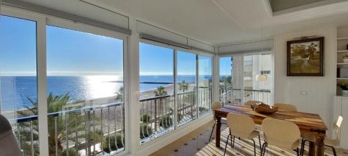 Firstline Beachview — El Campello