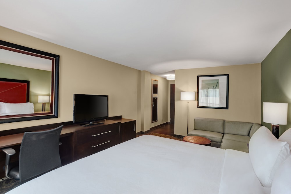 Crowne Plaza Houston Galleria Area by IHG - photo 46