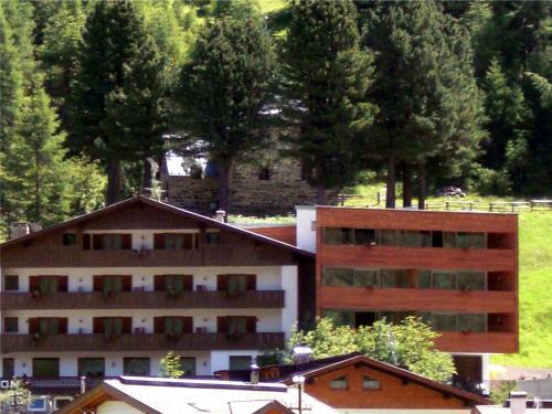 Hotel Mignon - carbon neutral hotel in Stelvio
