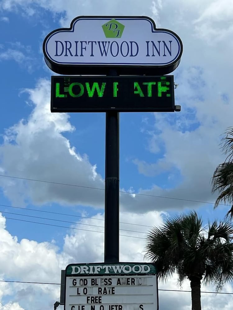 Driftwood Inn - photo 16
