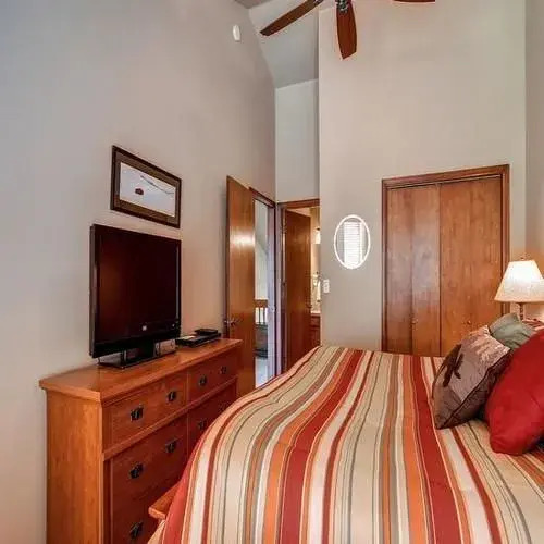 Village Point By Pinnacle Lodging - photo 15
