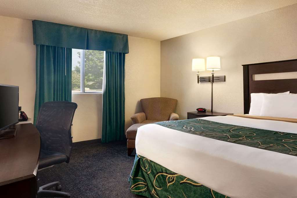Travelodge by Wyndham Jefferson City - photo 10