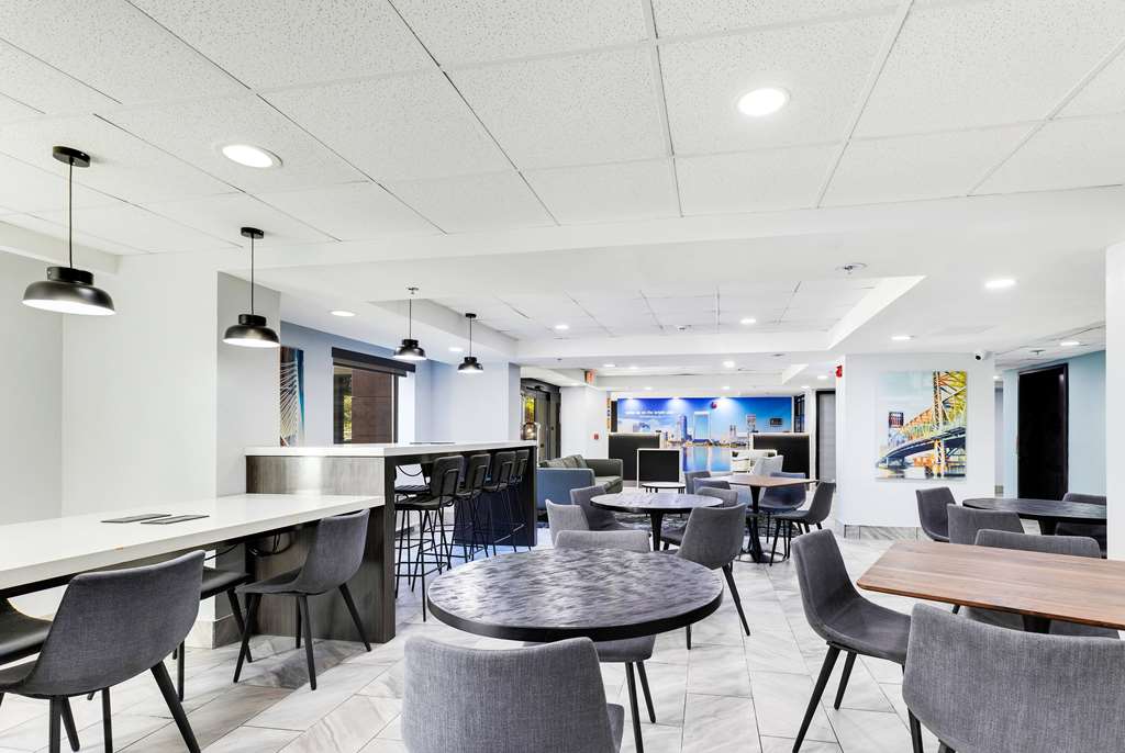 La Quinta Inn & Suites by Wyndham Jacksonville Mandarin - photo 17