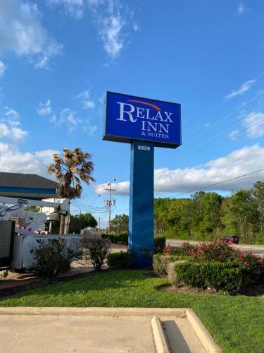 Relax Inn & Suites in Angleton, United States