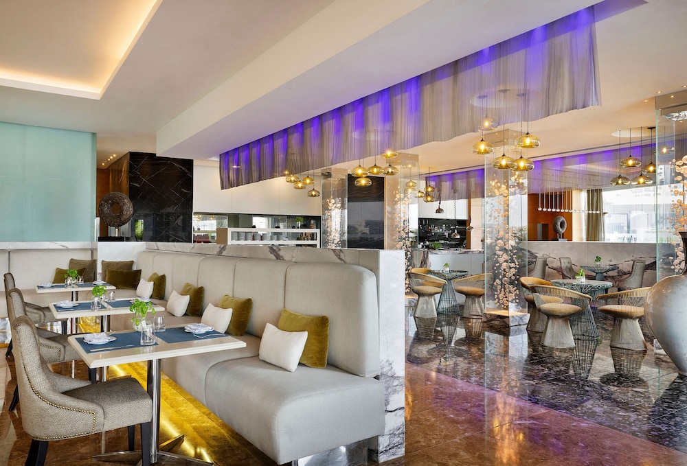 מזון ומשקאות