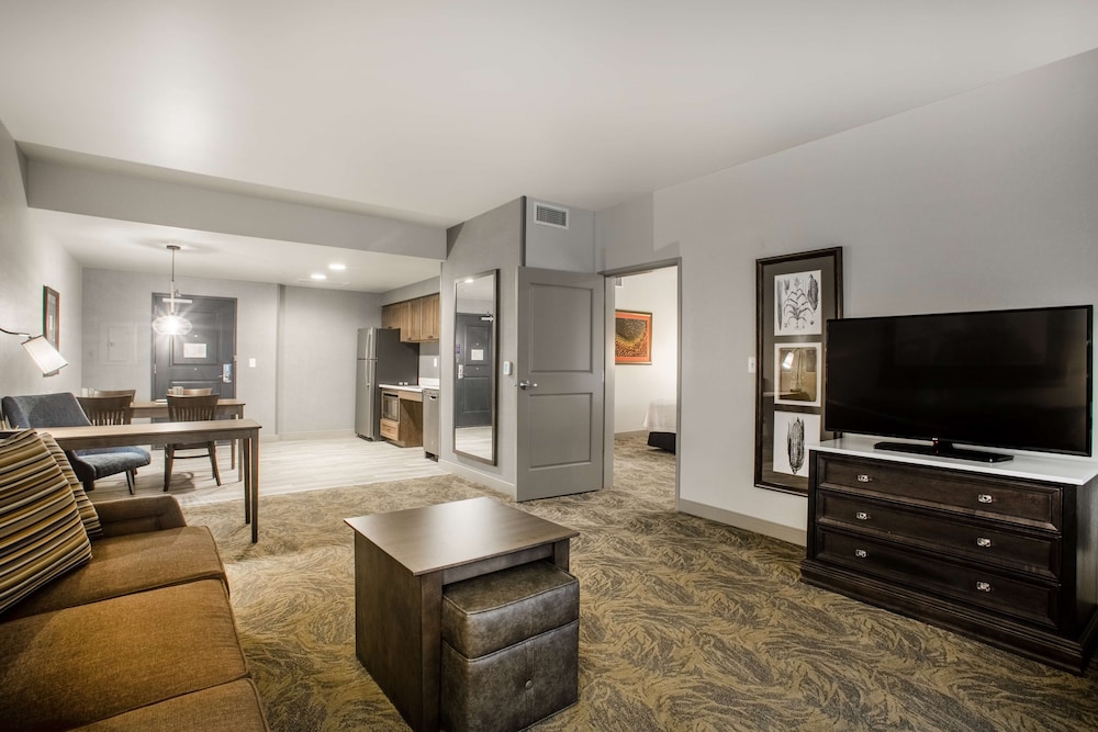 Homewood Suites by Hilton Salina Downtown - photo 21