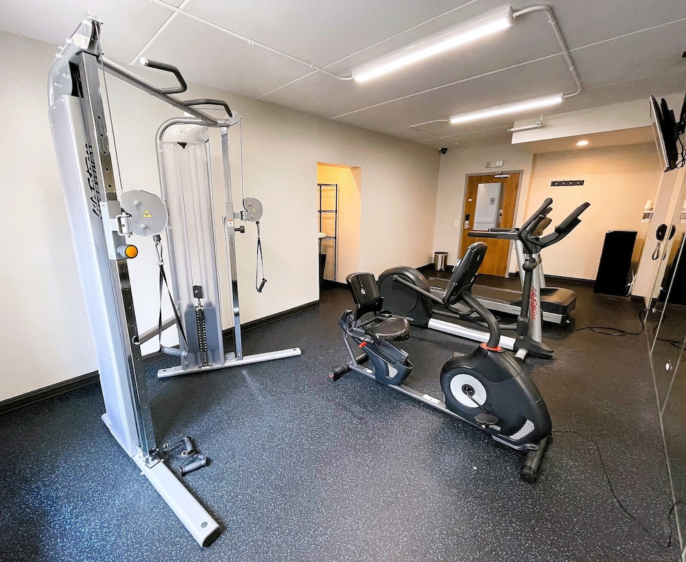 Comfort Inn & Suites Mundelein Vernon Hills - photo 22