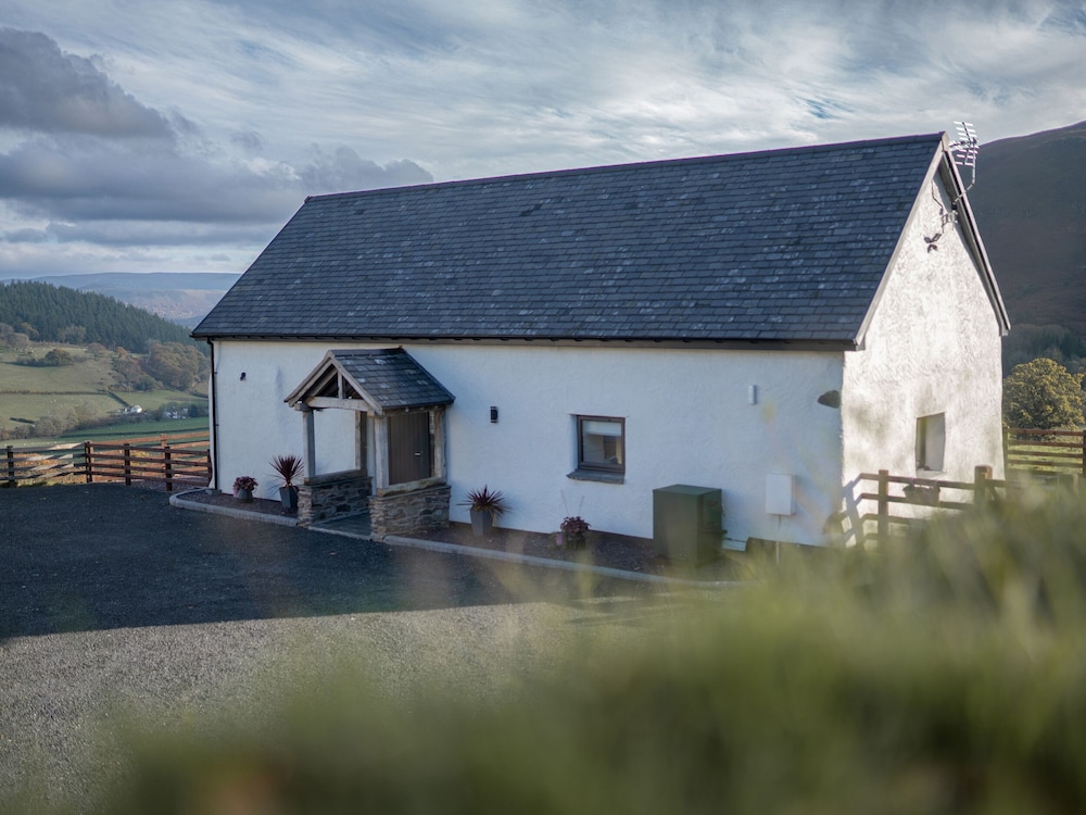 Tyn Llwyn Barn - last minute hotel in Unknown City