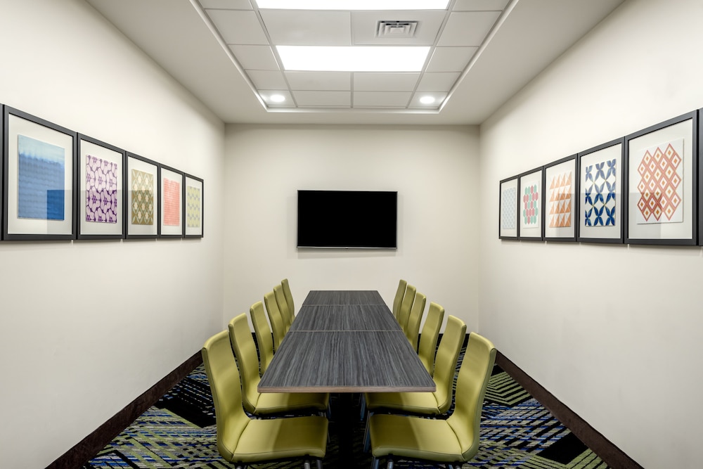 Holiday Inn Express & Suites Punta Gorda by IHG - photo 22