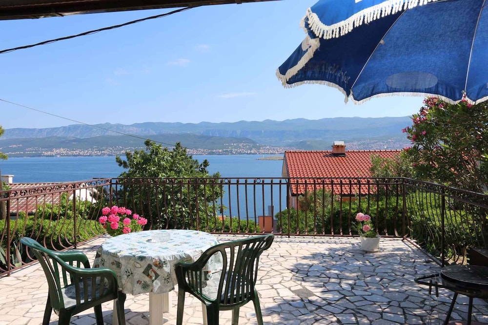 Chata 70 Dřevěnka Prkenný Důl Žacléř Krkonoše — hotel in Zacler