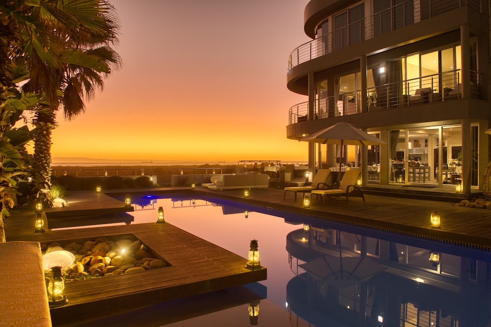 Atlantic Palms - carbon neutral hotel in Cape Town