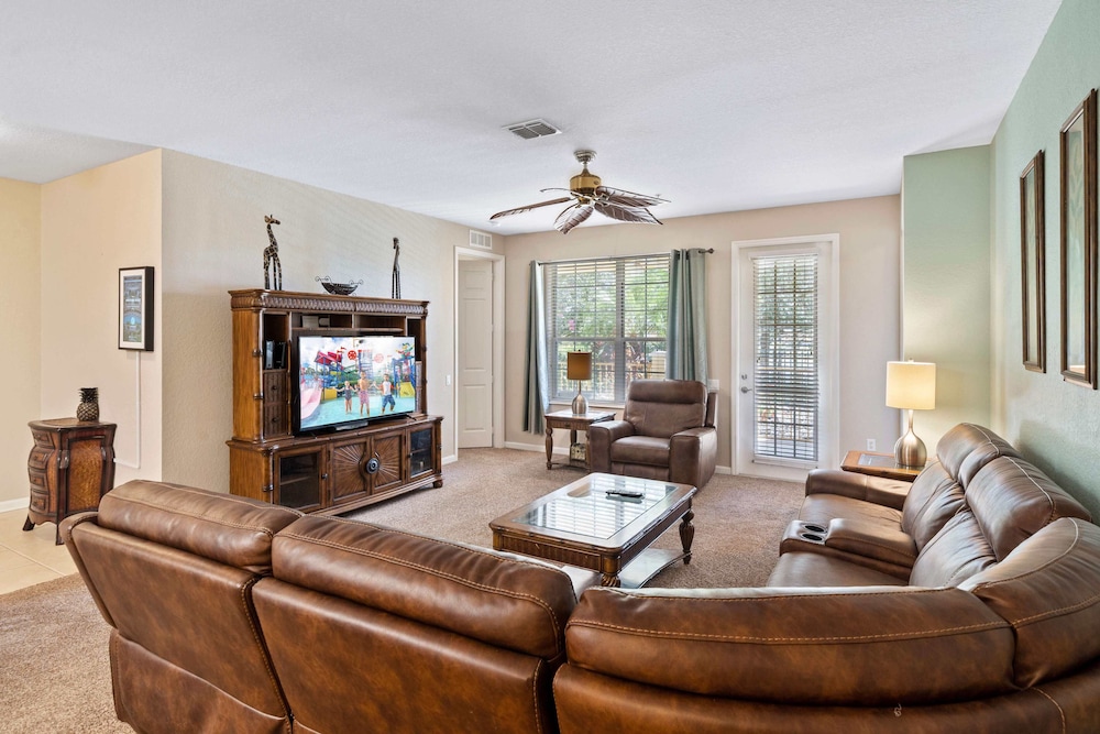 Vista Cay by Orlando Resort Rentals on Universal Boulevard - photo 68