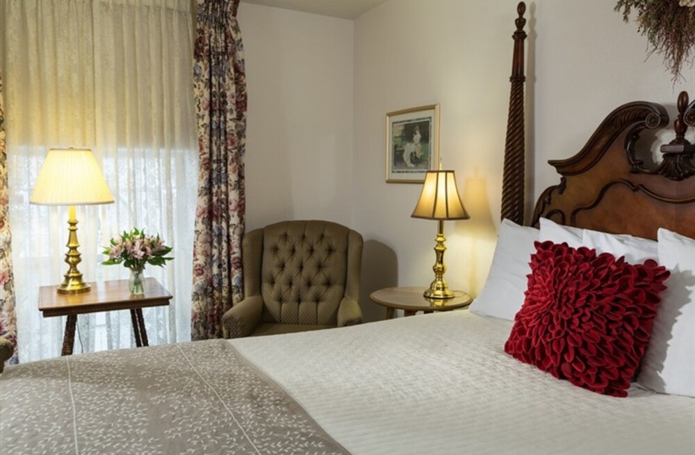 The Roosevelt Inn - photo 21