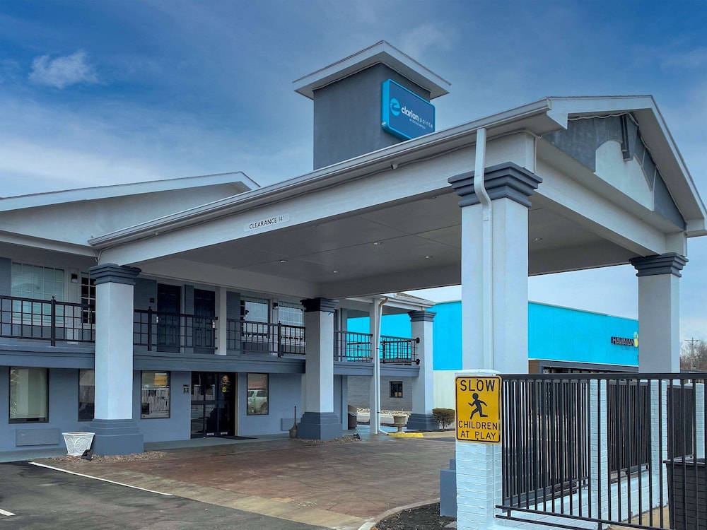 Clarion Pointe Independence Kansas City - featured photo