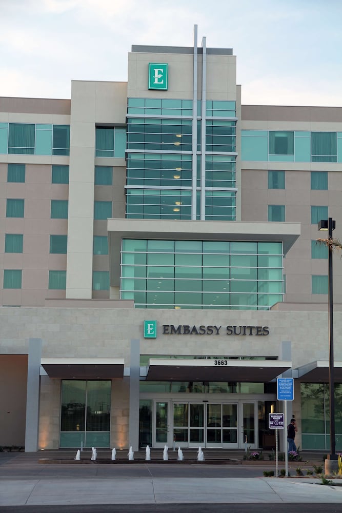 Embassy Suites Ontario Airport - photo 48