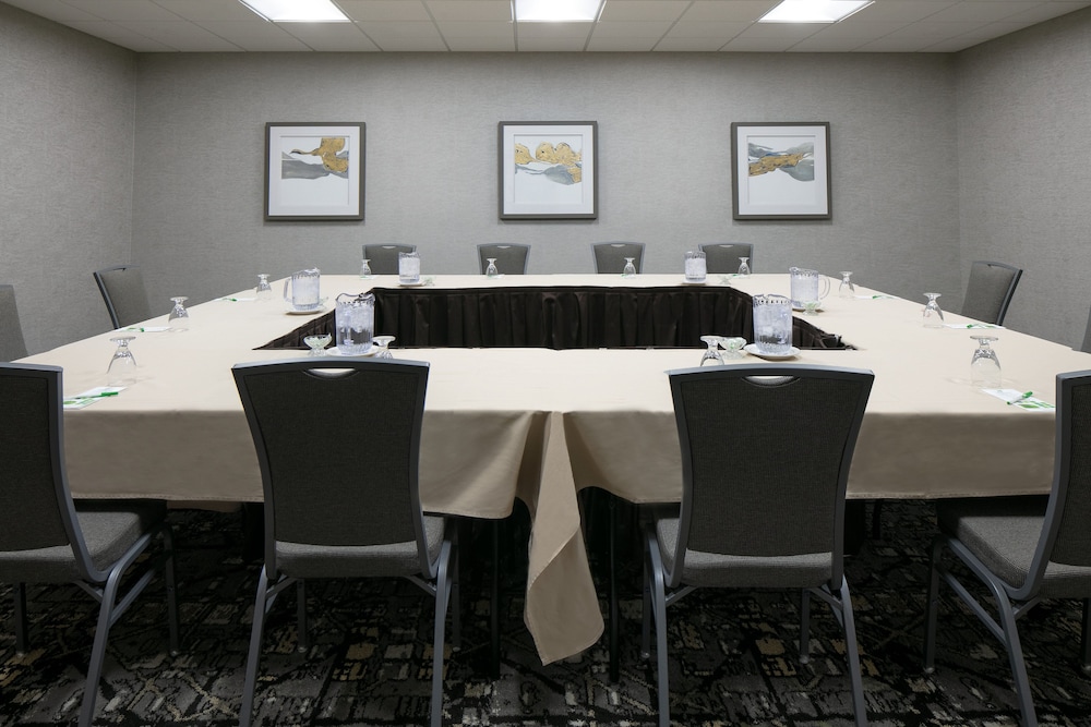 Holiday Inn Hotel & Suites Des Moines Northwest by IHG - photo 47