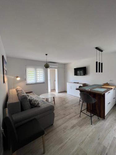 Apartment Jugo — 4-Star Luxury Hotel in Krk, Croatia