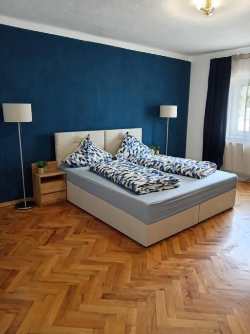 Ferienwohnung Allgäu 3 — 4-Star Luxury Hotel in Memmingen, Germany
