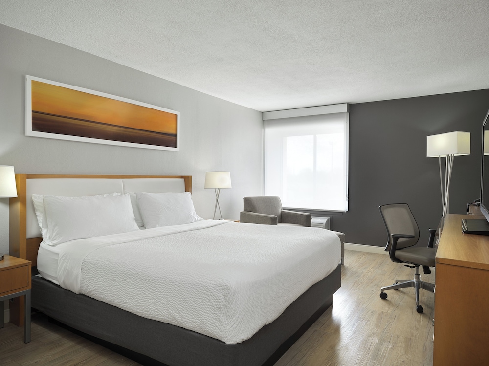 Holiday Inn St Louis SW Route 66 - photo 24