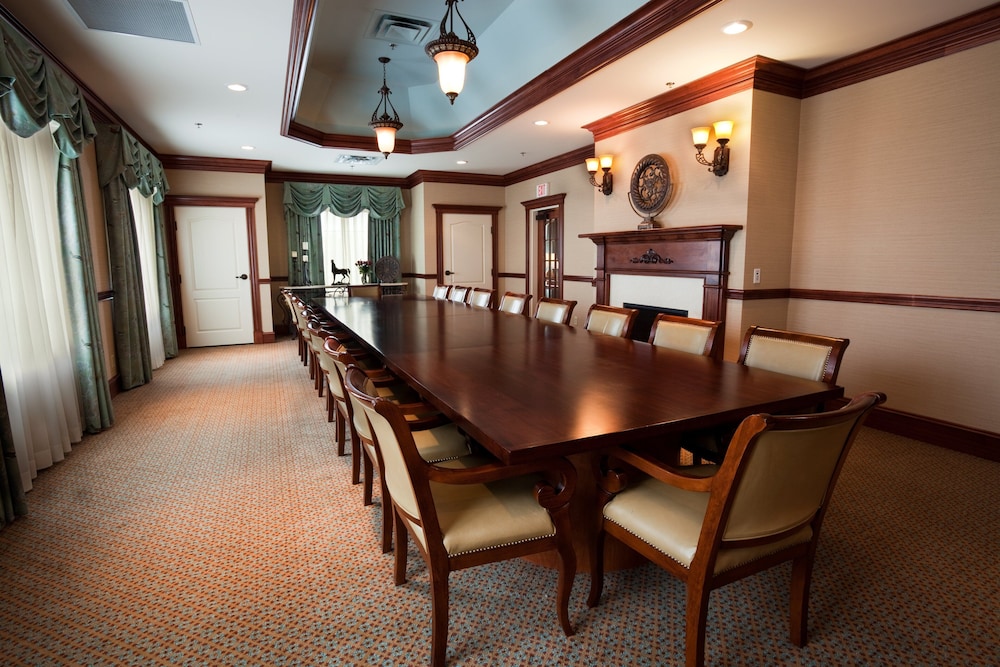 Holiday Inn Hotel & Suites Minneapolis Lakeville by IHG - photo 41