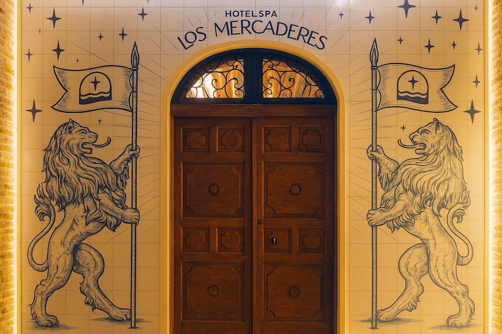 Los Mercaderes Hotel & Spa — hotel in Talavera De La Reina