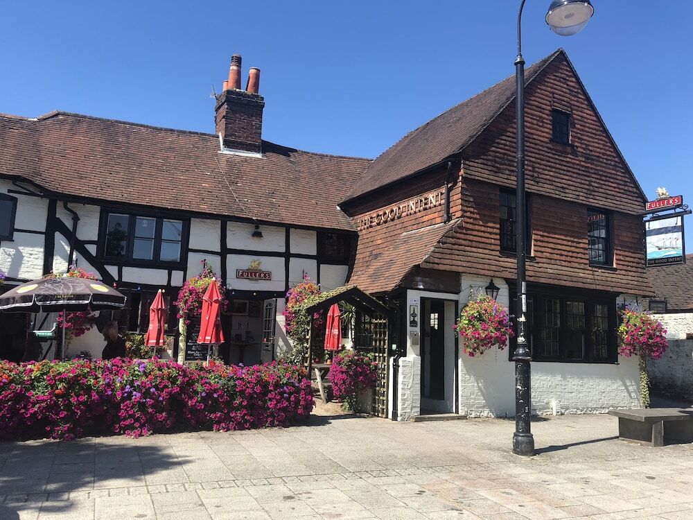 The Good Intent - carbon neutral hotel in Petersfield
